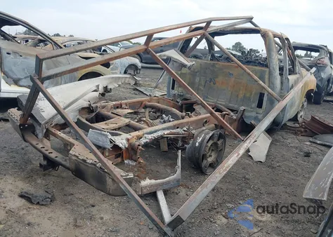 2007 Chevrolet Silverado 1500 Work Truck z USA, uszkodzony, nr VIN 1GCEC14C07Z539327